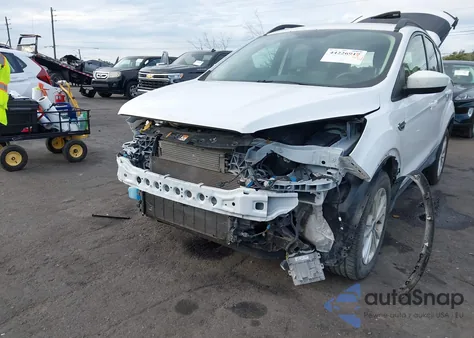 2018 Ford Escape Se z USA, uszkodzony, nr VIN 1FMCU0GD3JUD19179